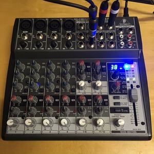 Аналоговый микшер Behringer XENYX 1202FX