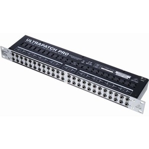 Коммутационная панель Behringer PX 3000 ULTRAPATCH PRO