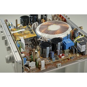 Интегральный усилитель NAGRA 300i