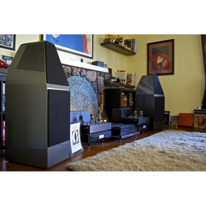 Напольная акустика Wilson Audio Sophia Series 3 Dark Titanium (metallic)