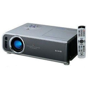 Проектор для домашнего кинотеатра Sanyo PLC-SC10