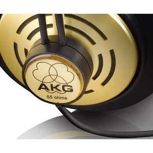 Наушники мониторные классические AKG K121 Studio