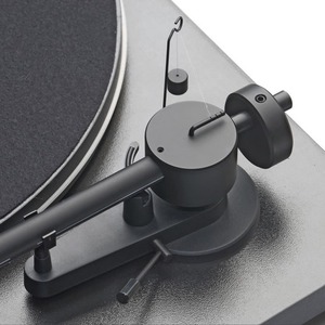 Проигрыватель винила Pro-Ject Essential Red (OM-5E)