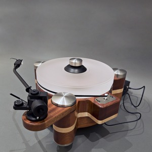 Проигрыватель винила Montana Master Groove/Jelco tonearm