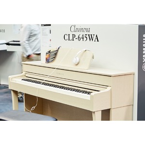 Пианино цифровое Yamaha CLP-645WA