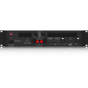 Усилитель мощности (концертный) Behringer KM750