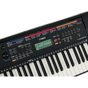 Цифровой синтезатор Yamaha PSR-E263