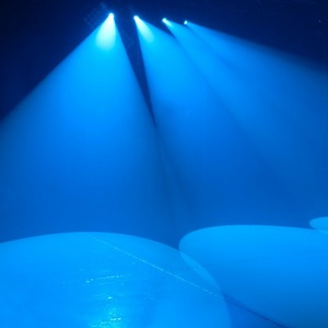 Прожектор полного движения LED American DJ Vizi BSW 300
