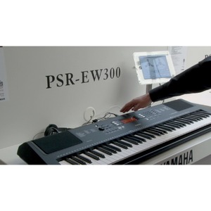 Цифровой синтезатор Yamaha PSR-EW300
