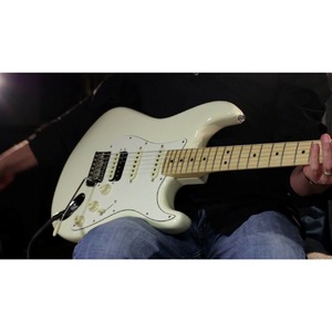 Электрогитара Fender AM PRO STRAT HSS SHAW MN OWT