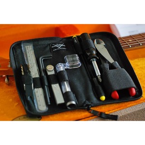 Средство для настройки и ремонта гитары Fender Custom Shop Tool Kit by Cruz Tools Black