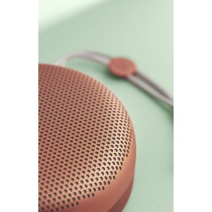 Портативная акустика Bang & Olufsen BeoPlay A1 tangerine red