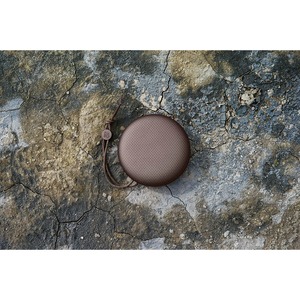 Портативная акустика Bang & Olufsen BeoPlay A1 deep red
