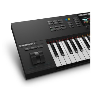 Миди клавиатура Native Instruments Komplete Kontrol S49 Mk2