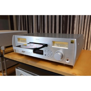 CD проигрыватель Teac NR-7CD