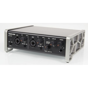 Комплект оборудования для звукозаписи TASCAM TRACKPACK US-2x2
