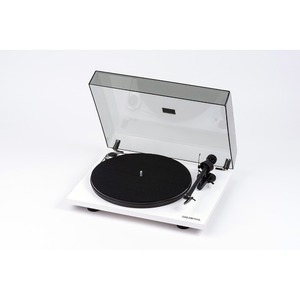 Проигрыватель винила Pro-Ject Essential III White