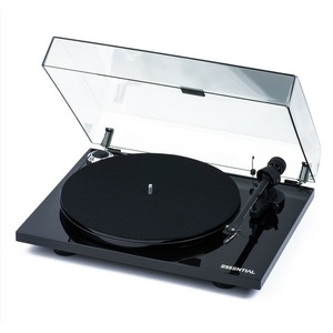 Проигрыватель винила Pro-Ject Essential III Piano Black Ortofon OM-10