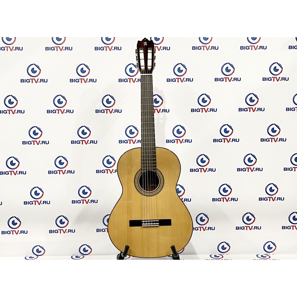 Классическая гитара Alhambra 804-3C Classical Student 3C
