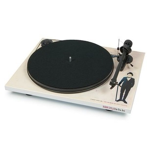 Проигрыватель винила Pro-Ject Essential II Demon DC White
