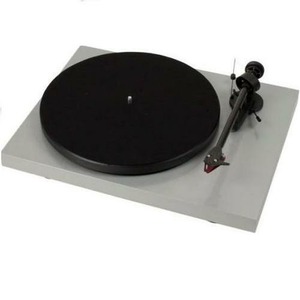 Проигрыватель винила Pro-Ject Debut Carbon DC Light Grey Ortofon OM-10