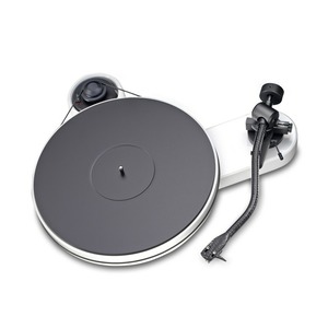 Проигрыватель винила Pro-Ject RPM 3 Carbon White Ortofon 2M-Silver