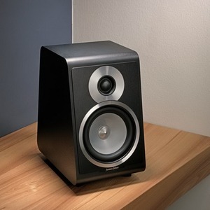 Полочная акустика Sonus Faber Principia 3 black