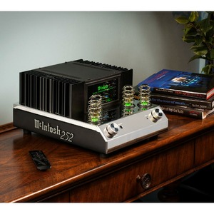 Интегральный усилитель McIntosh MA252