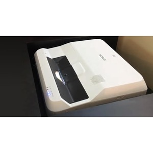 Проектор для офиса и образовательных учреждений Epson EB-1470Ui