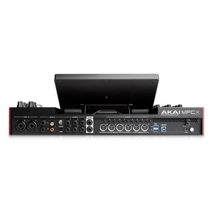 Семплер Akai Pro MPC X