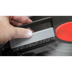 Щетка для чистки пластинок Thorens Thorens Carbon Fiber Disc Bruch