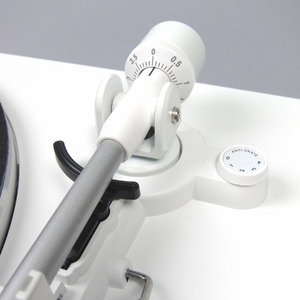 Проигрыватель винила Audio-Technica AT-LP3WH