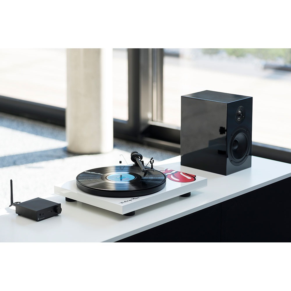Проигрыватель винила Pro-Ject Rolling Stones Recordplayer White