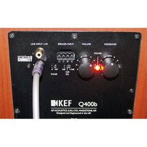 Сабвуфер закрытого типа KEF Q400B BLACK OAK