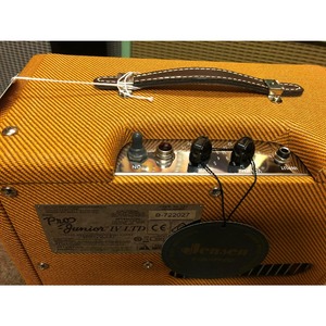 Гитарный комбо Fender PRO JUNIOR IV LACQUERED TWEED