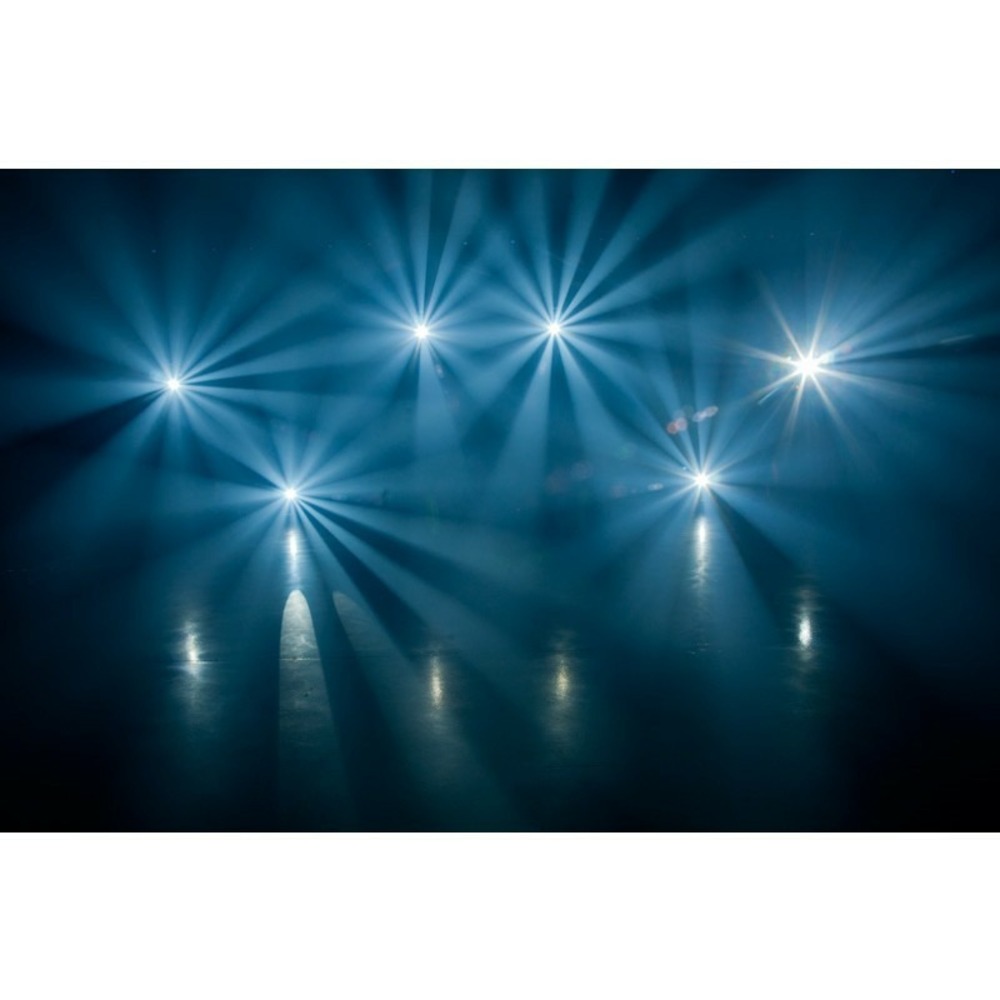 Прожектор полного движения LED American DJ FOCUS SPOT THREE Z Pearl