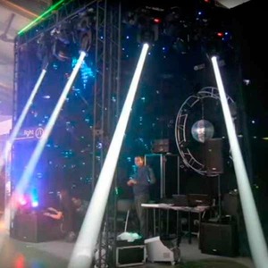 Прожектор полного движения LED Showlight BeamSpot 300 zoom