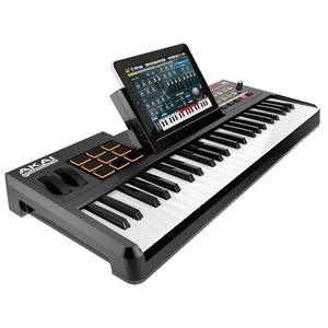 Миди клавиатура Akai Pro SynthStation49