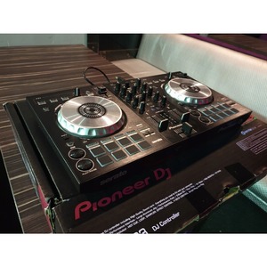DJ контроллер Pioneer DDJ-SB3