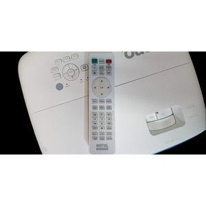 Проектор для офиса и образовательных учреждений Benq TK800