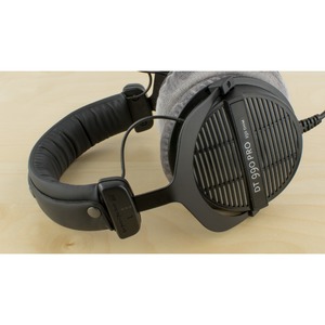 Наушники мониторные классические Beyerdynamic DT 990 PRO 250 Ohm