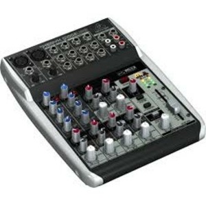 Аналоговый микшер Behringer XENYX Q1002USB