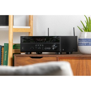 AV ресивер Yamaha RX-V685 BLACK