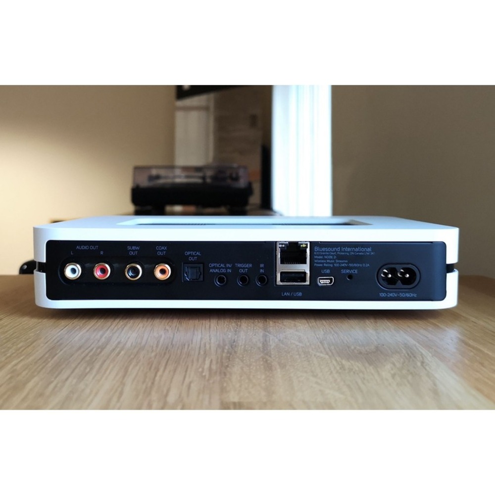 Сетевой плеер Bluesound Node 2i White