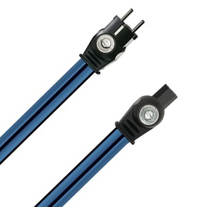 Кабель силовой WireWorld STP1.0MEU-7 Stratus 7 1.0m