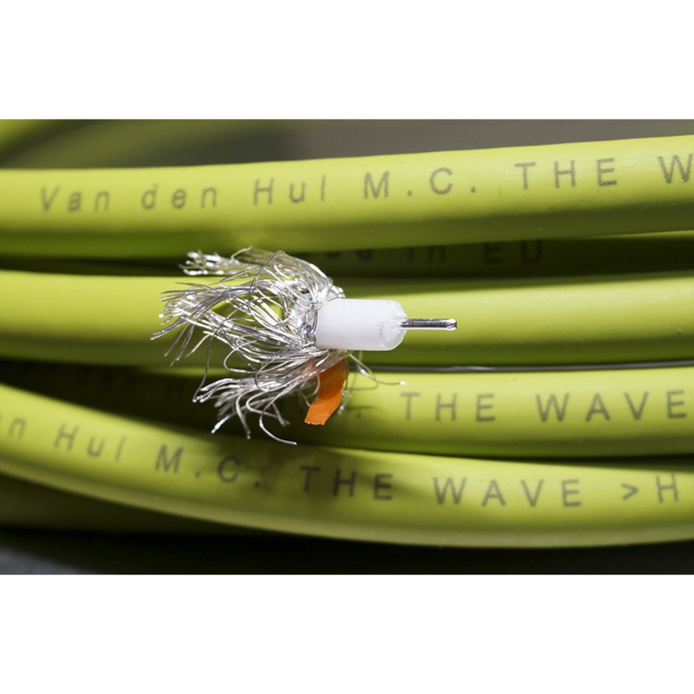 Кабель аудио в нарезку Van Den Hul The Wave