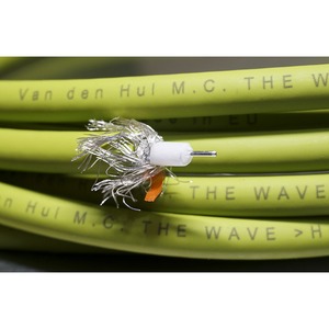 Кабель аудио в нарезку Van Den Hul The Wave