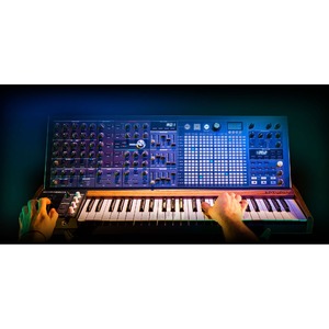 Аналоговый синтезатор Arturia MatrixBrute + Flight Case