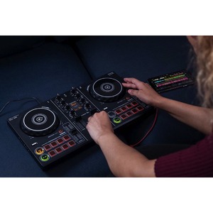 DJ контроллер Pioneer DDJ-200