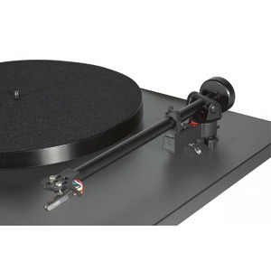 Интегральный усилитель Marantz PM6006 Black + NAD C556